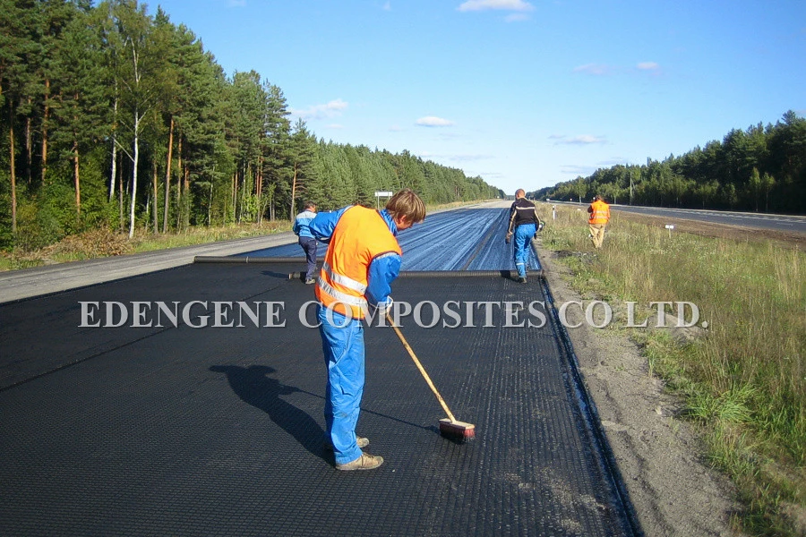 Polyester (PET) Geogrid Composite Nonwoven Bitumen Coated for Asphalt Overlayer Reinforcement